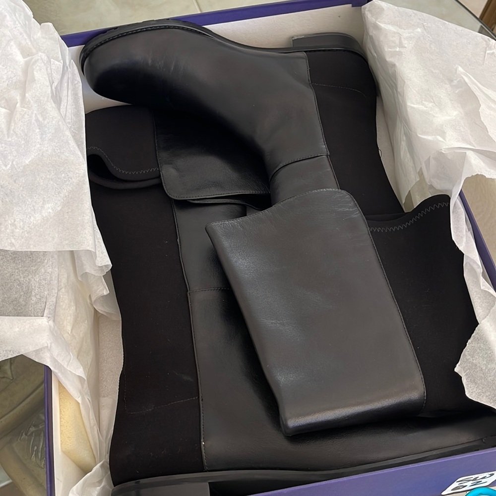 Stuart Weitzman 5050 Napa Leather boots NWT and receipt - never worn - Size 39